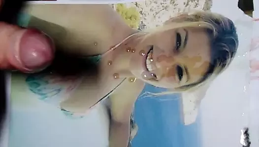 Cum üzerinde annica hansen 2