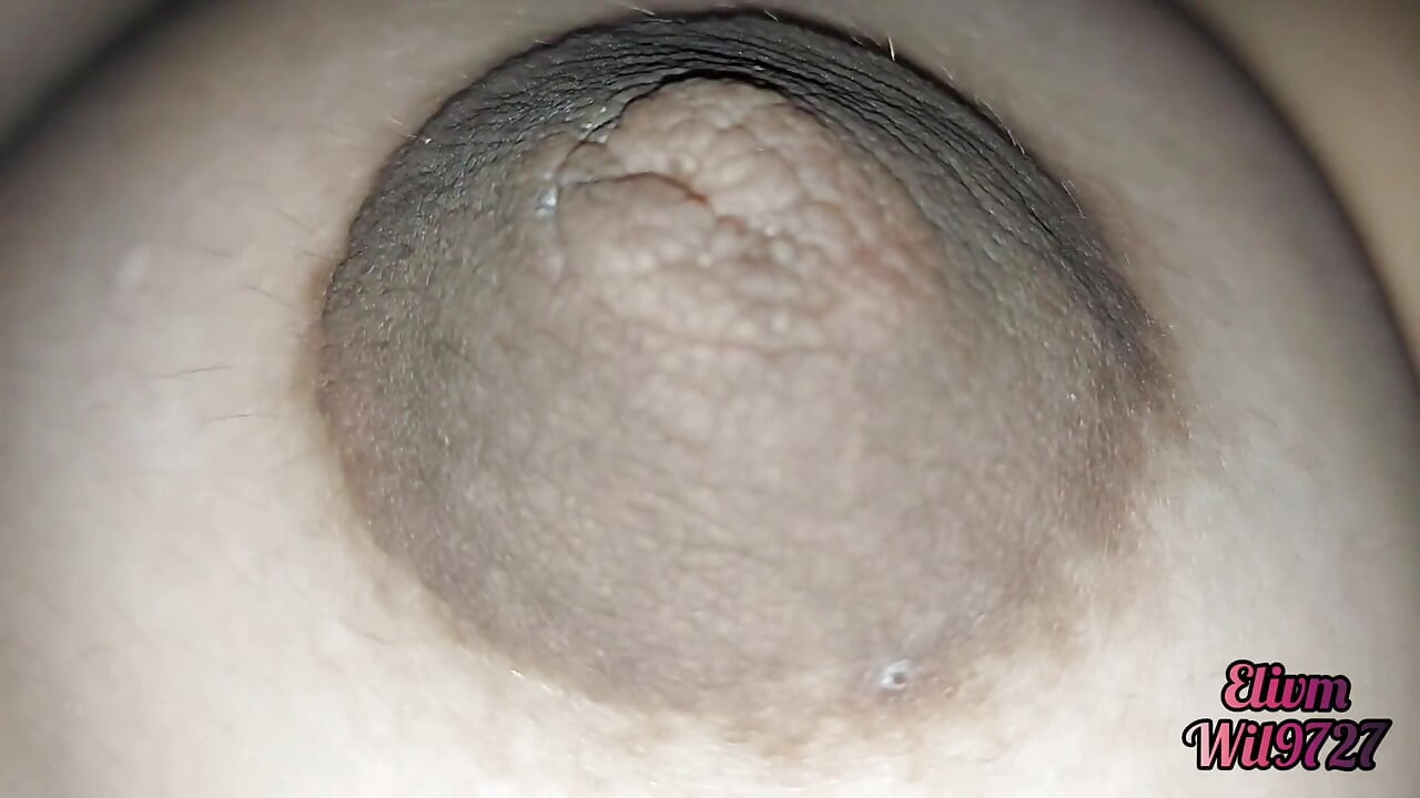 Üvey kız kardeş porno izlerken yakalanıyor ve dölleniyor