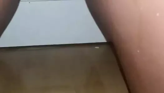 Londra blk süper fışkırtma zemini sel bastı