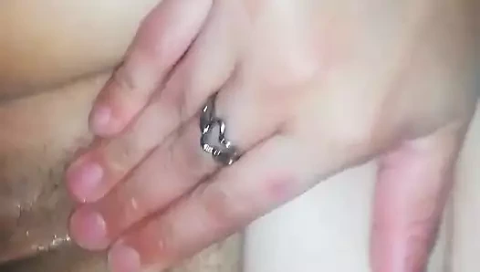 Perla Sofia üvey erkek kardeşiyle yatmadan önce sikişiyor