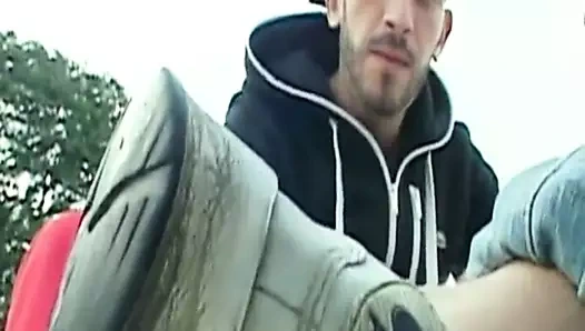 Airmax, sox ve musluklar - jaden hepsini berbat