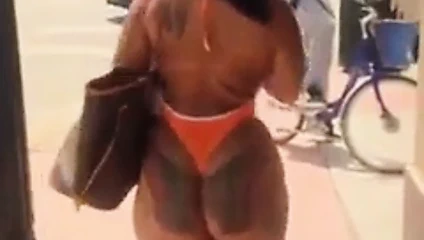 Büyük popo sevenler için