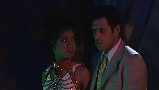 Mega ateşli Alman sürtükler anal grup seks festivalinin tadını çıkarıyor