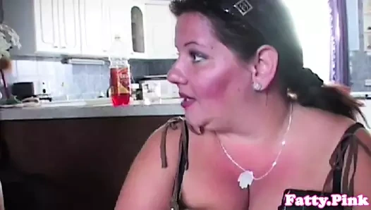 Şişman olgun kahrolası arasında masif memeler