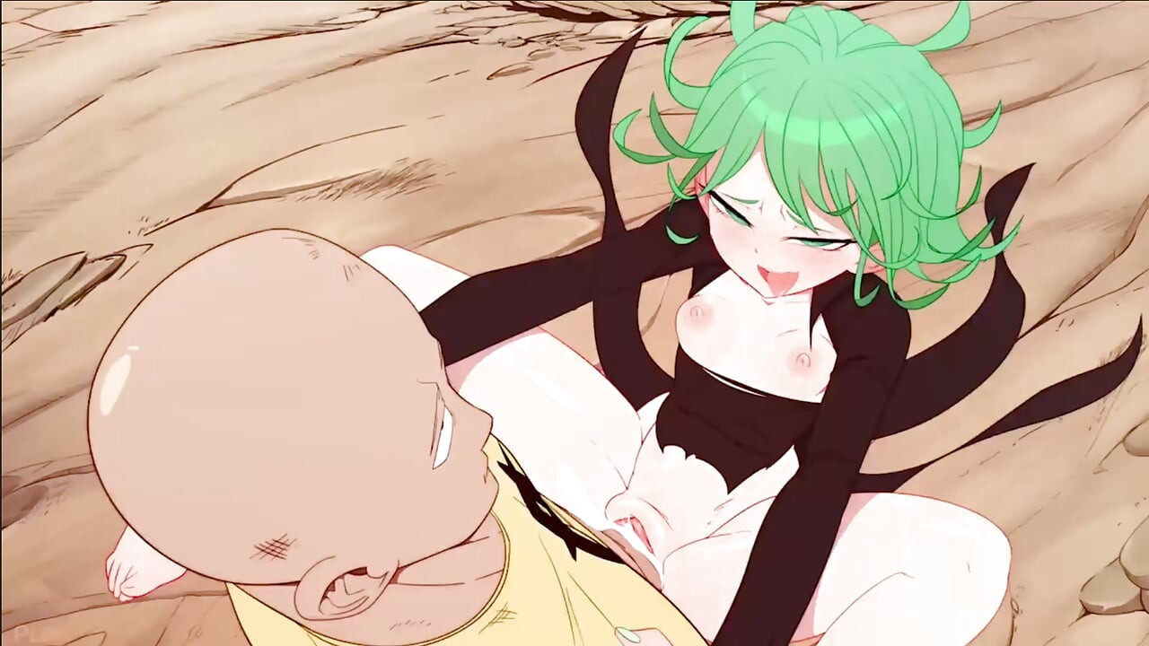 Tatsumaki, Saitama'nın tamamen kurutmak için psişik güçlerini kullanıyor