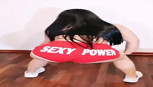 Tik Tok Twerker - latrynitylady