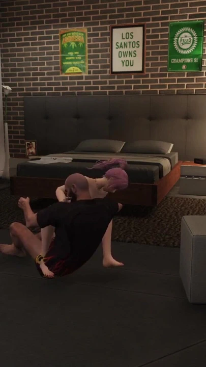 Trevor erkek arkadaşı Franklin ile seks yapıyor | Klip 1