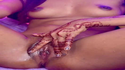 Teen Cute Girl Hard Fungring squirt with hight moaning