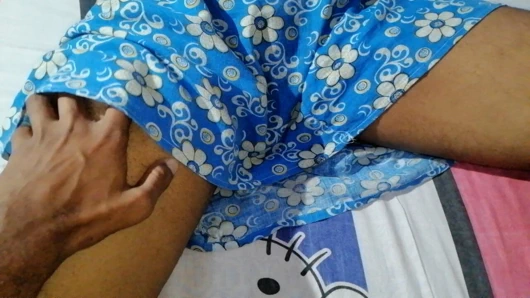 18+ evli kadın işe gitmeden önce biraz eğlenmemi istiyor 2