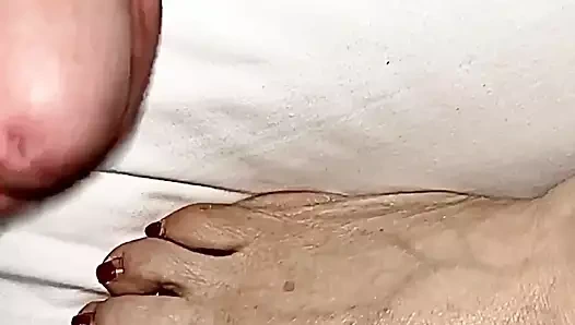 LOVING WIFE WATCHES AND LETS ME JERK ON HER SEXY FEET