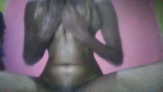 Bağlanırken çığlık atmak