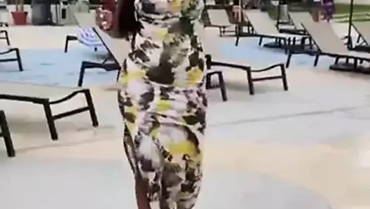 Bu elbise ve topuklu Vanita'nın ganimetleri