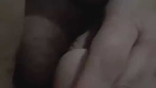 Gordinha masturbando
