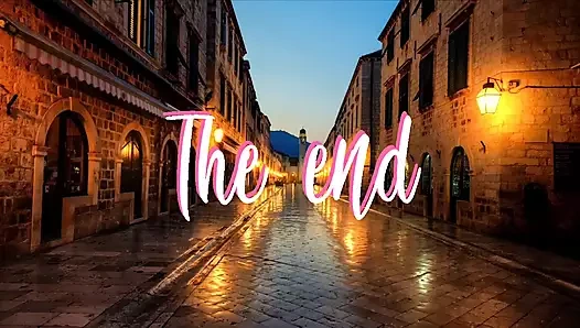 Gece geç saatlerde bir binanın çatısında losyonla kaplı orgazm oldum.