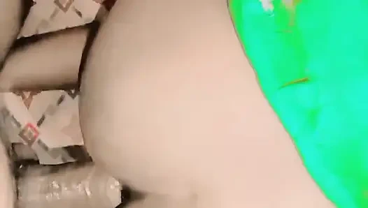 Desi eşi, sesi Hintçe. Köy kadını köpek gibi seviştim. Karısının çığlıkları söndü.