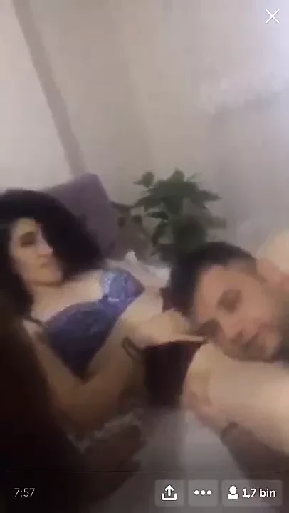 Turkish amateur kizlar eve erkek atmis yalatiyor
