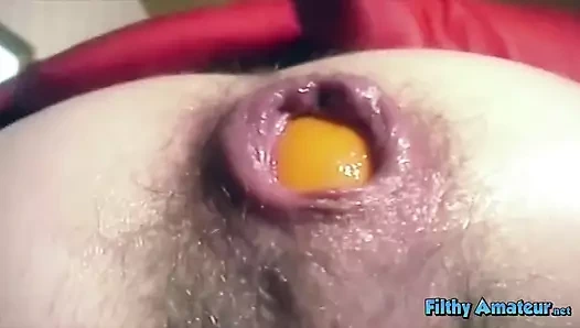 Her türlü ahlaksızlık, huni sokan bir köle