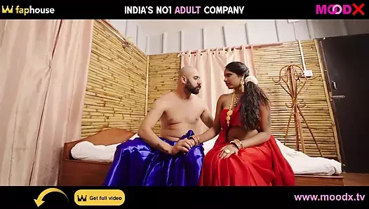 Hintli desi mallu kız kırmızı sari içinde üçlü grup seks yapıyor (chaamsutra one)