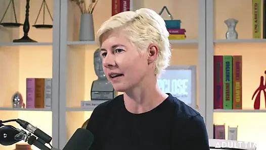 Profesyonel bir dominatrix olmak Gal Ritchie'nin beklediği şey değil!  Adult Time Podcast