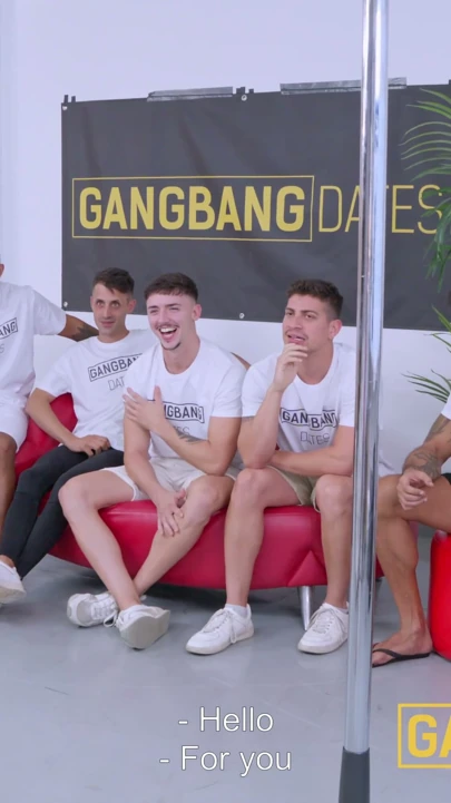 Lina Arian Joy Yedi Erkekle Hava Geçirmez Gangbang Yapıyor | Bölüm 1