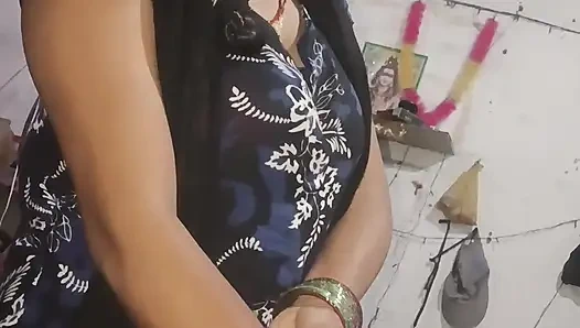 Hintli kız arkadaşla mastürbasyon