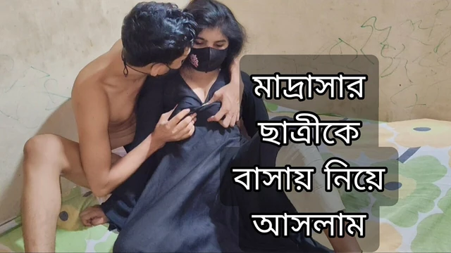 Секс, трах подруги дези с ее сиськами и сексуальной киской, полное видео.