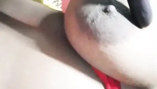 Hintli kadın kendini tatmin etti