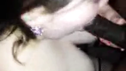 Yakın çekim emmek ve meme sikme ilk video oranı ve yorumu