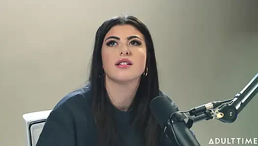 Profesyonel bir dominatrix olmak gal ritchie'nin beklediği şey değil! | Adult Time Podcast
