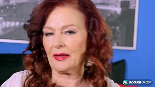 73 yaşındaki ateşli amcığı sik!