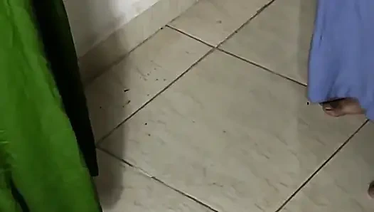 Madam Basant ve büyük yarak khaliji