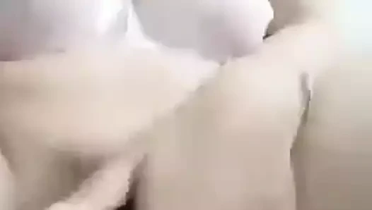 benim kız arkadaşı mastürbasyon onu KEDİ