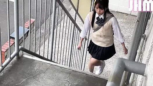 Komşu komşu ile günlük baştan çıkarmalar. - a