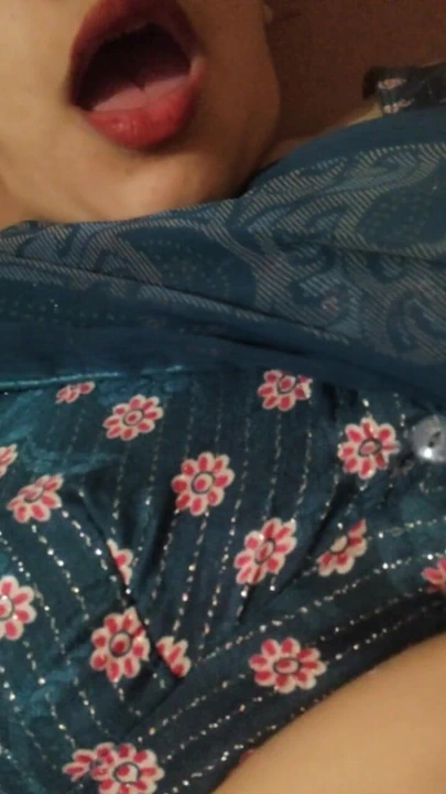 Bhabhi ji ki chut ki grmi Hot bhabhi sexy' bhabhi desi housewife | Clip 2