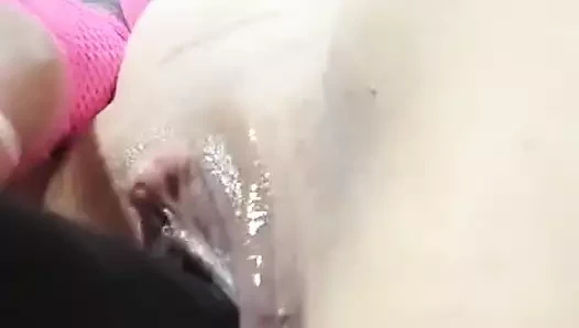 Amcığın yarağına damlıyor