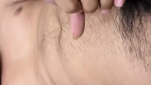 Genç adam Hintli