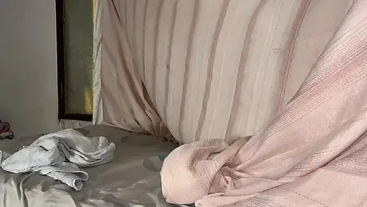 Submissive man and dominant girlfriend ! He gives her a blowjob while talking to the lover