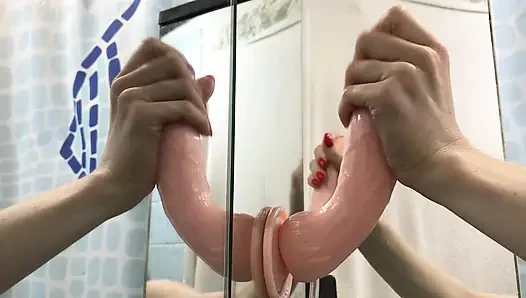 Senin Sert Penisin Için Derin Oral Seks Yapıyorum