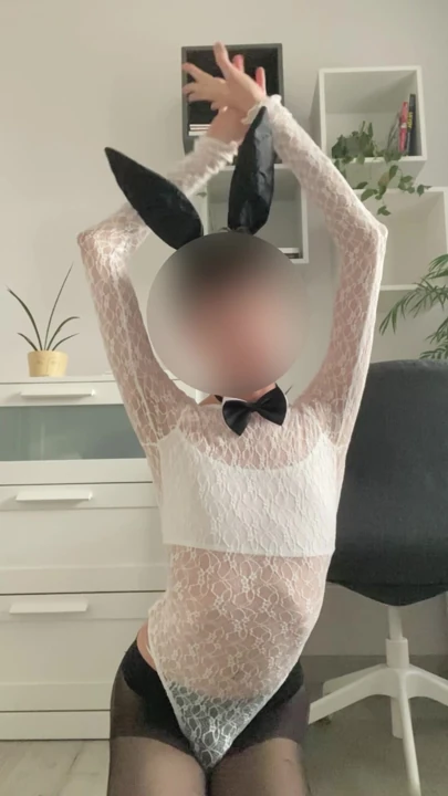 Kadın kılıklı kadın playboy tavşan kostümü