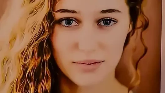 Alycia debnam-carey boşalma anısına