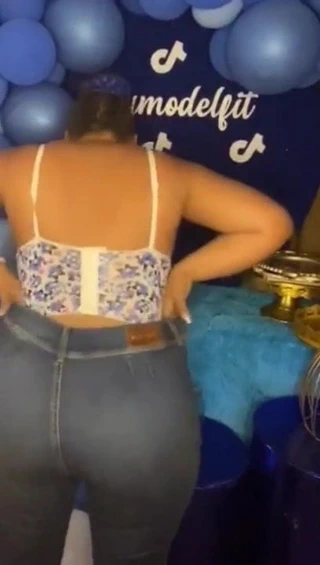 Raja lambiana clona jeans