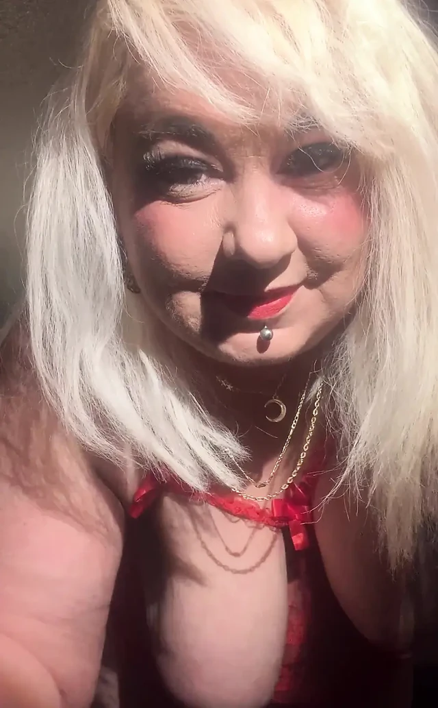 Tam video.. Porno merkezinden cont! Blancagirlbbw'in senin için boşalmalarını izle! Önce burayı gör!!!