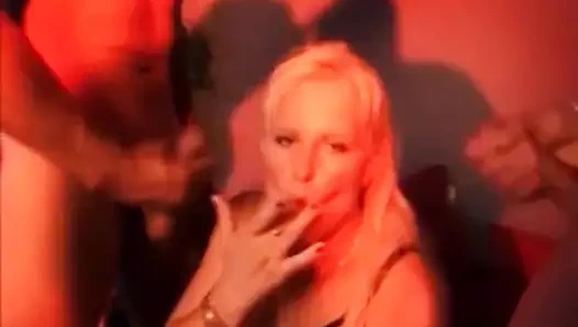 Kadife swingers kulüp yaşam tarzı eşleri kulüpte lanet