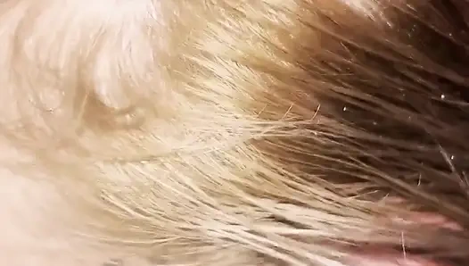 Porno yıldızı büyük yarak emiyor