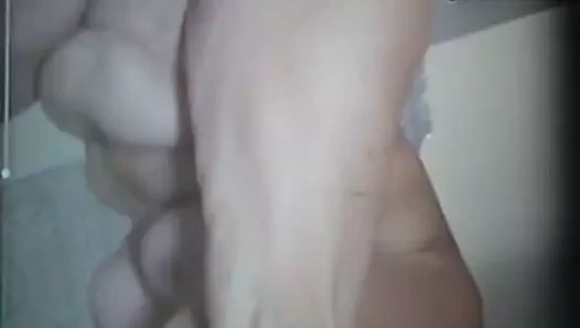 Yaşlı kadınlar çok iyi sikişiyor