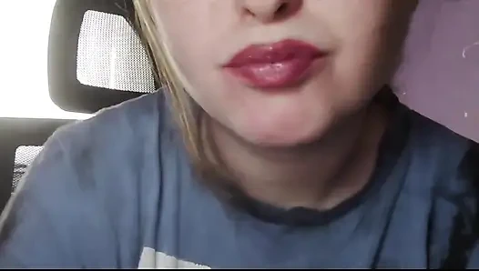 Dudaklar ve ruj fetişi