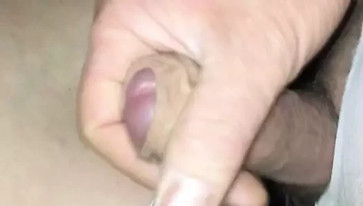 Fetiş boşalmak üzerinde sutyen ve memeler