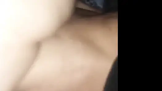 İtaatkar kalın götlü kız arkadaş sevgililer gününde sert anal sikişiyor