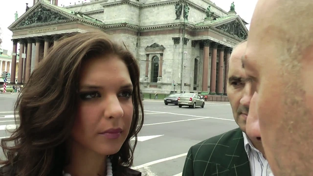 Henessy İçin Şiddetli ve Sert Anal Dövüş