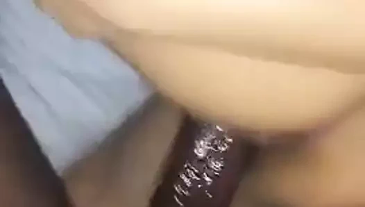 beyaz karısı karşılar canavar bbc